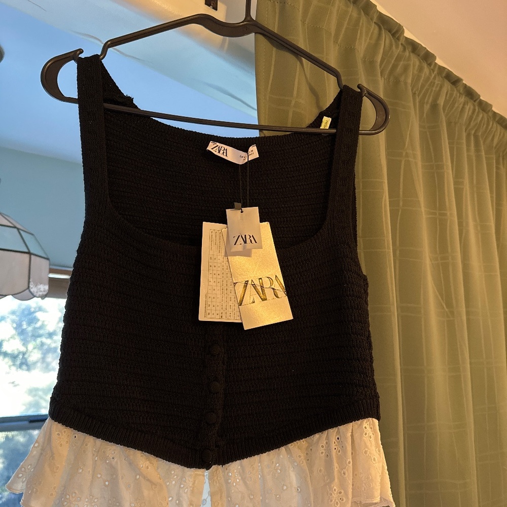 Top ,knit vest